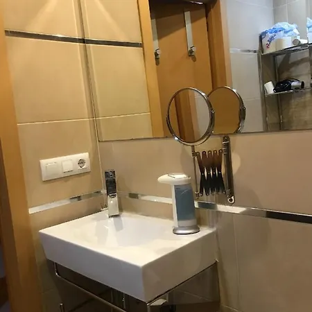 Duplex A 3 Minutos De Playa De La Victoria Apartmán