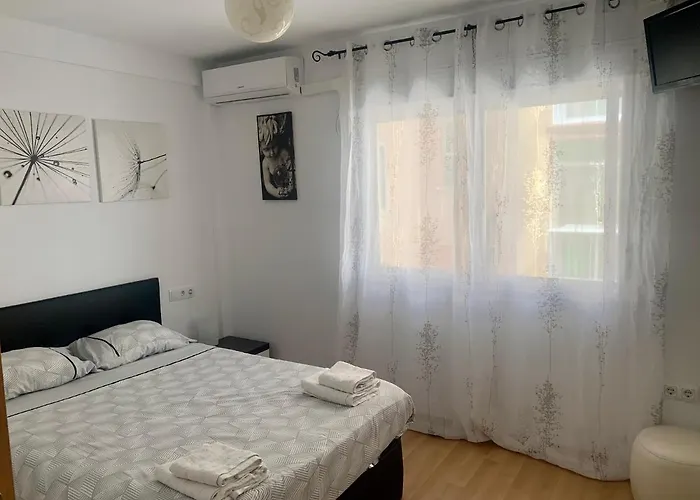 Duplex A 3 Minutos De Playa De La Victoria Apartmán Cádiz